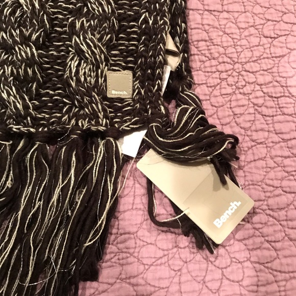 Scarf - Picture 2 of 2